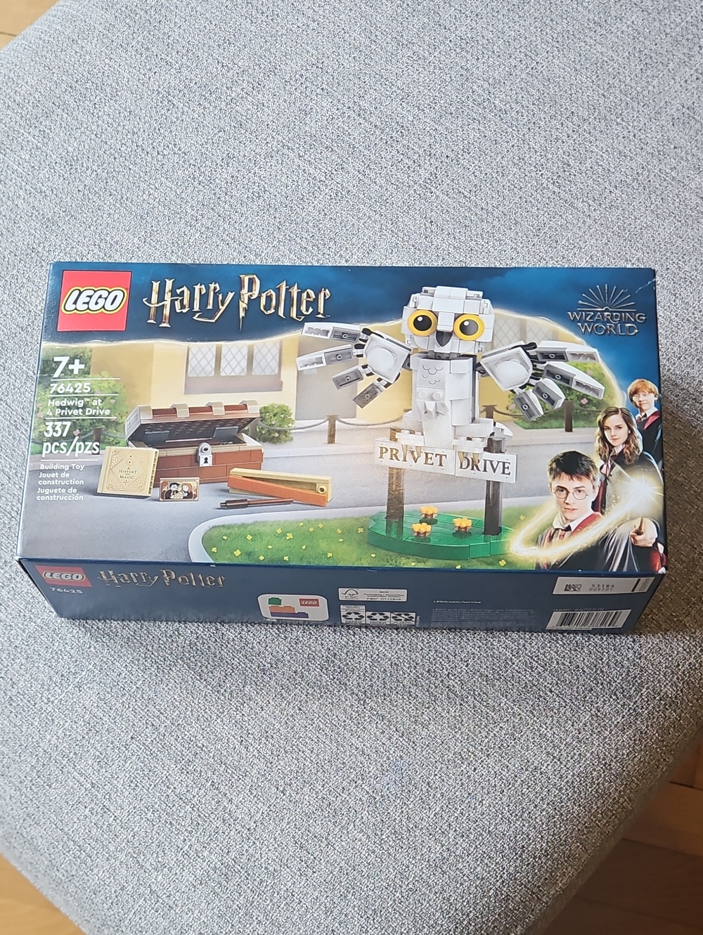 Lego 76425 - Harry Potter Hedwig on Privet Drive Set